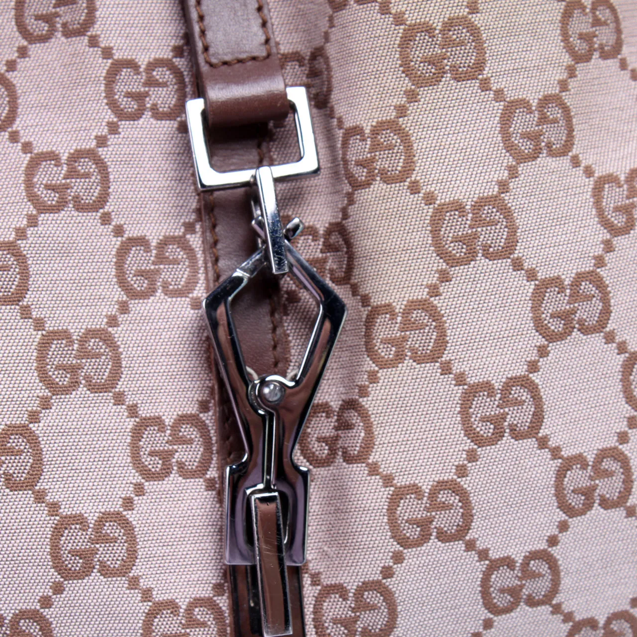 001.4057 GG Canvas Hobo Small
