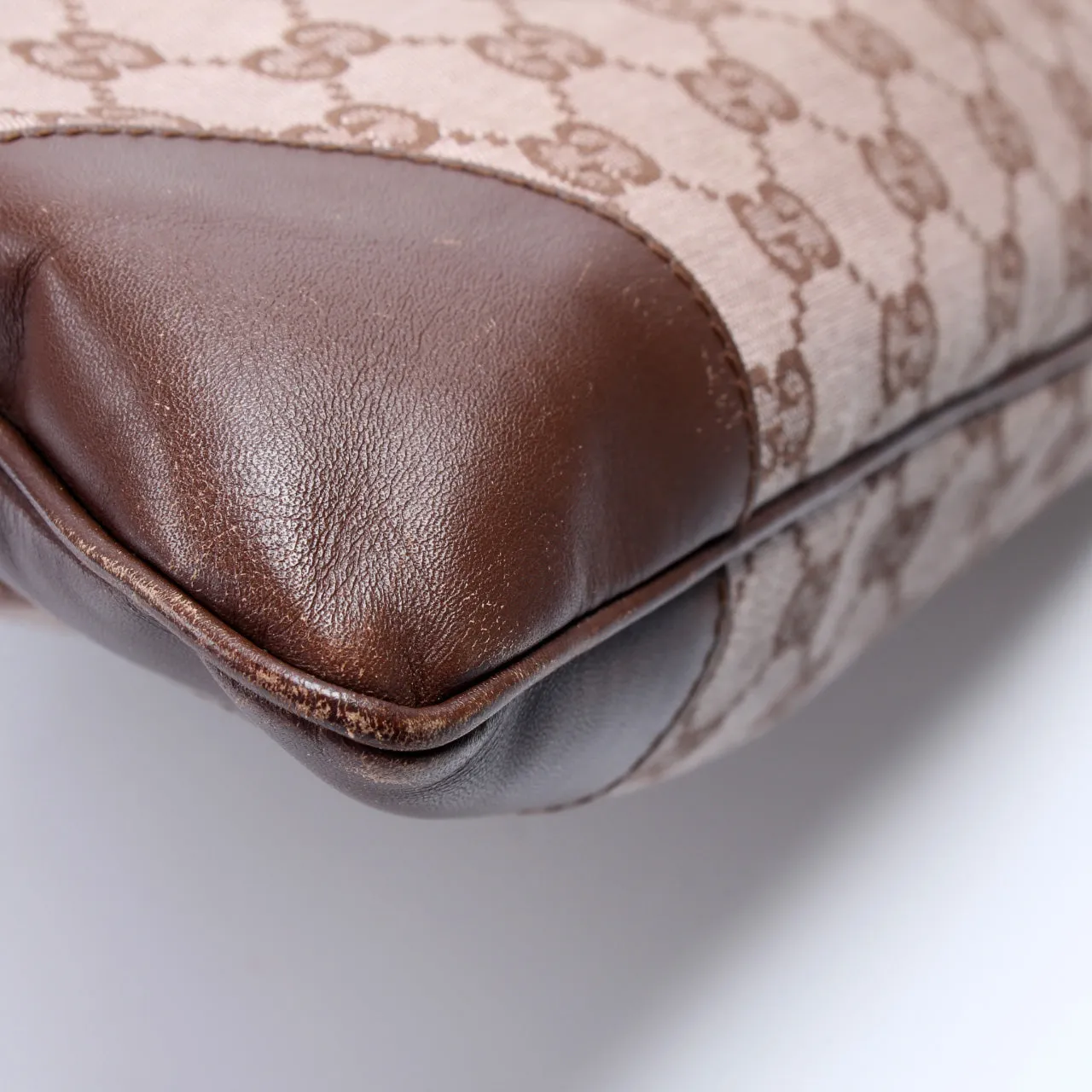 001.4057 GG Canvas Hobo Small