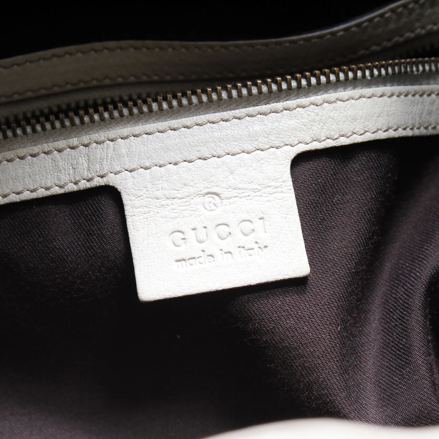 223951GG Canvas Interlocking Icon Drawstring Hobo