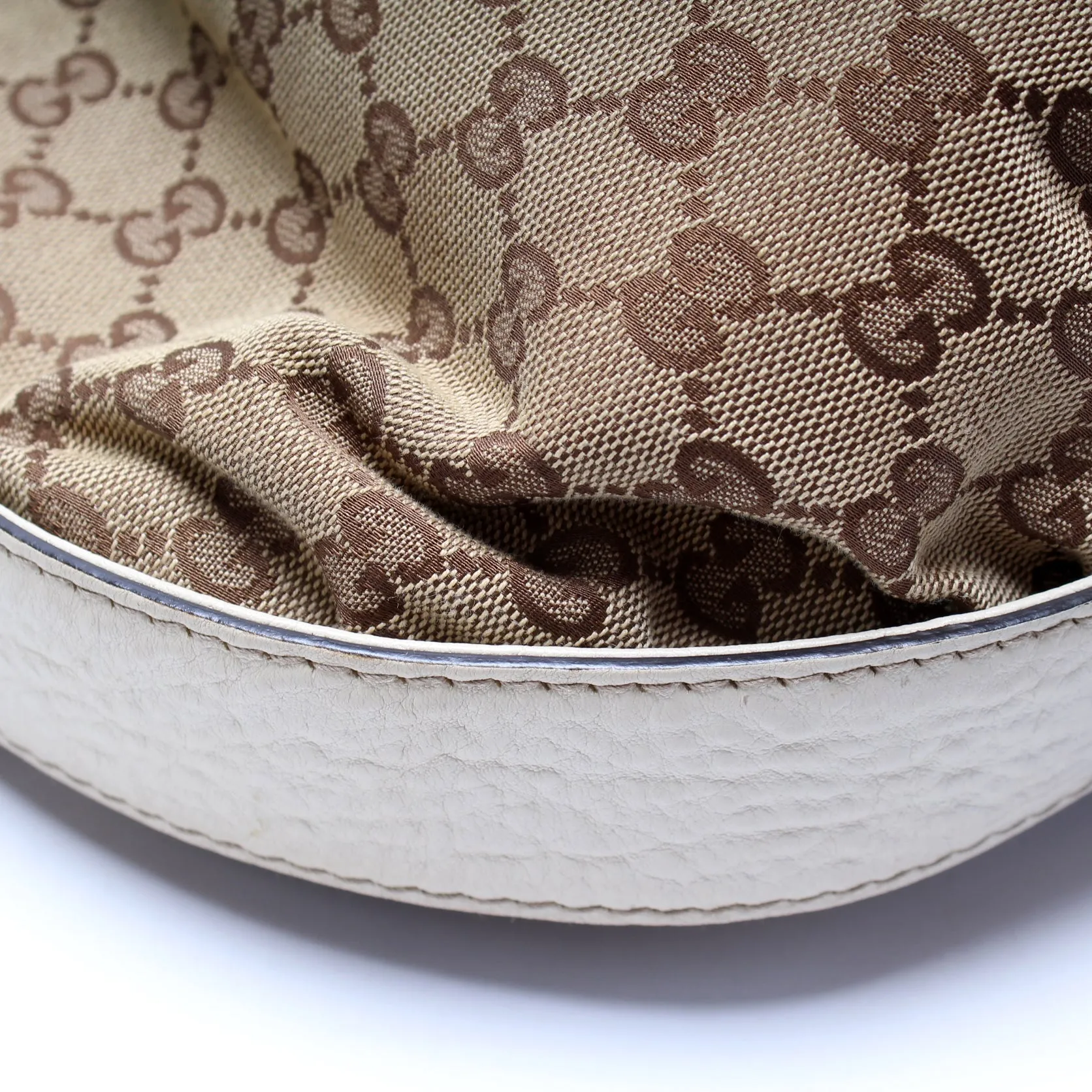 223951GG Canvas Interlocking Icon Drawstring Hobo