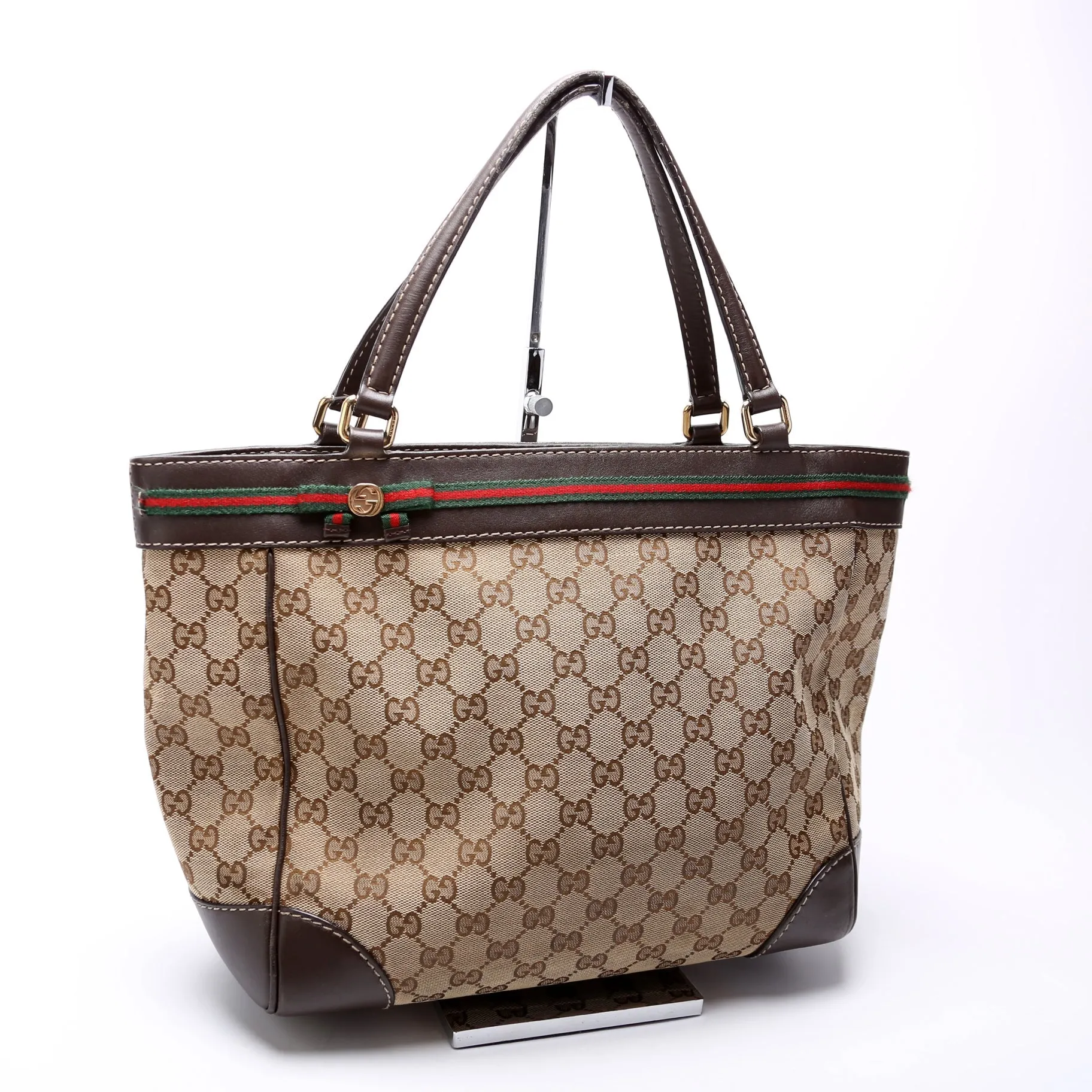 257061 GG Canvas Mayfair Medium Tote