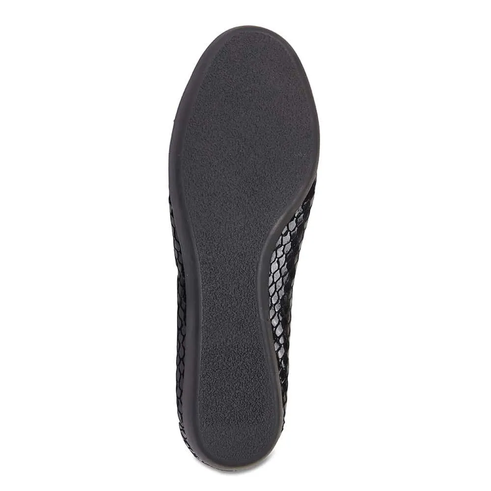 Amanda Flat in Black Print Leather