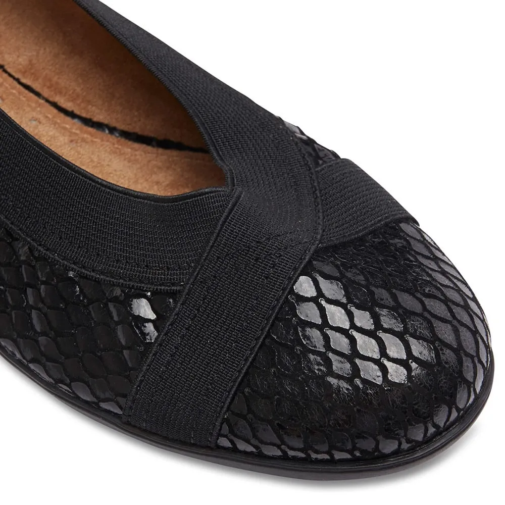 Amanda Flat in Black Print Leather