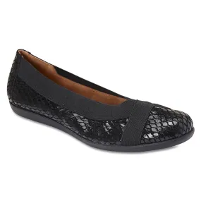 Amanda Flat in Black Print Leather