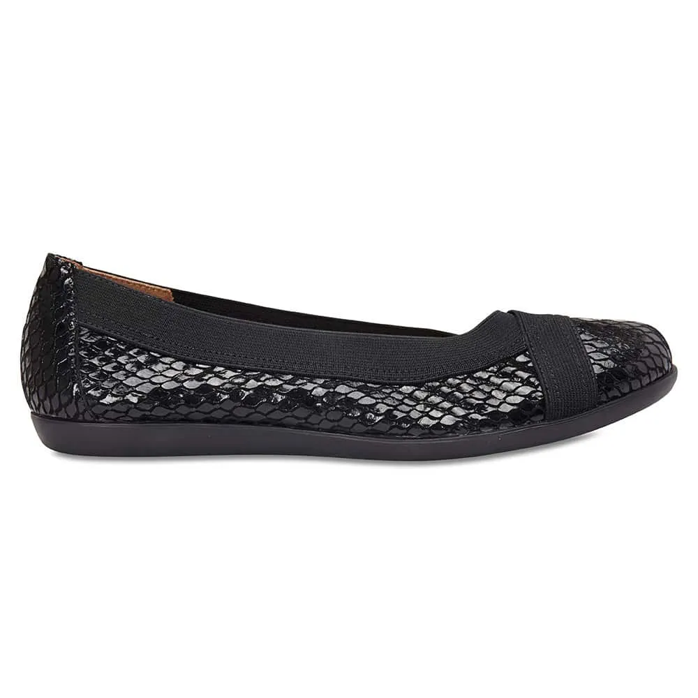 Amanda Flat in Black Print Leather