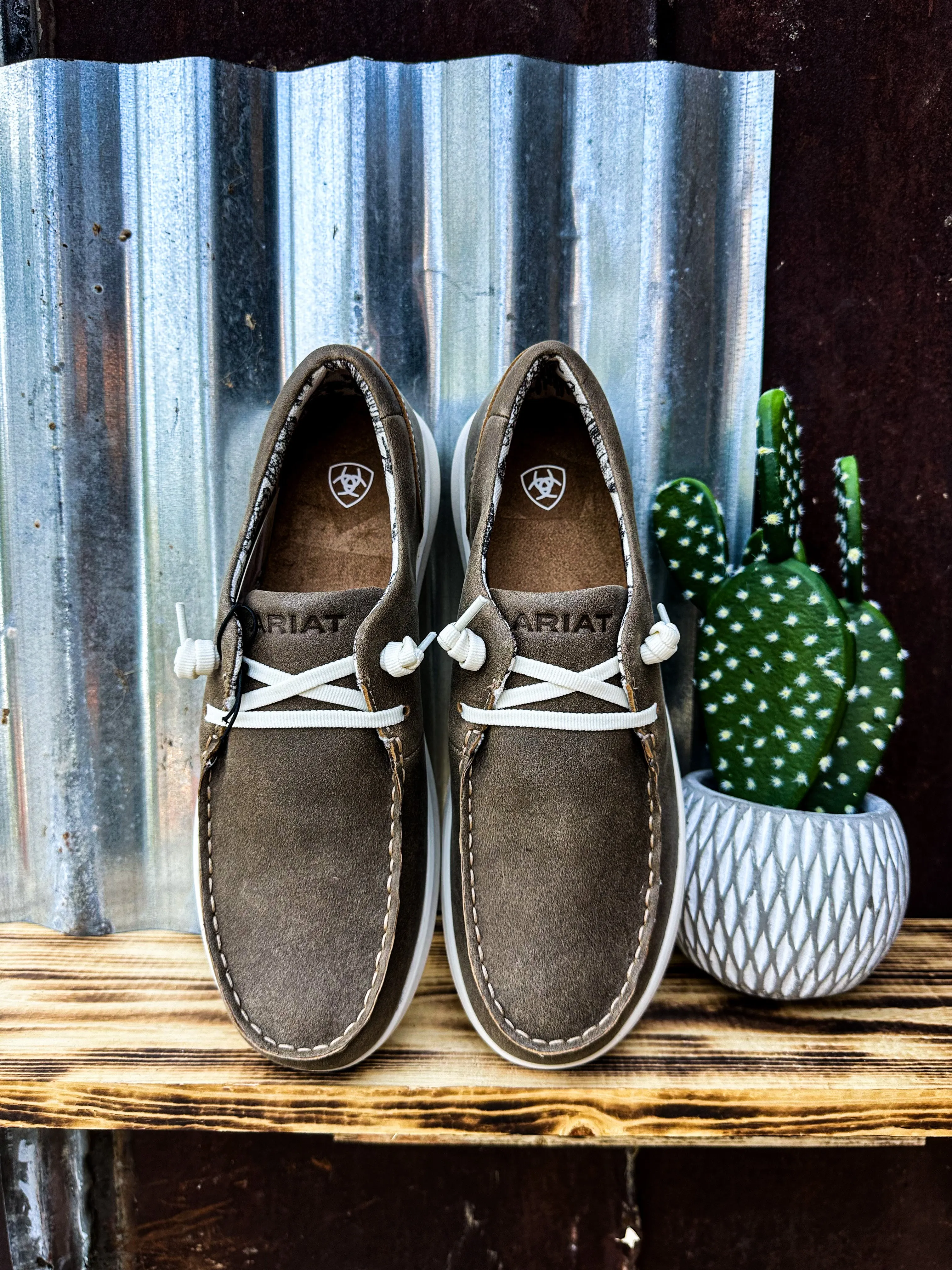 Brown Bomber Ariat Hilo