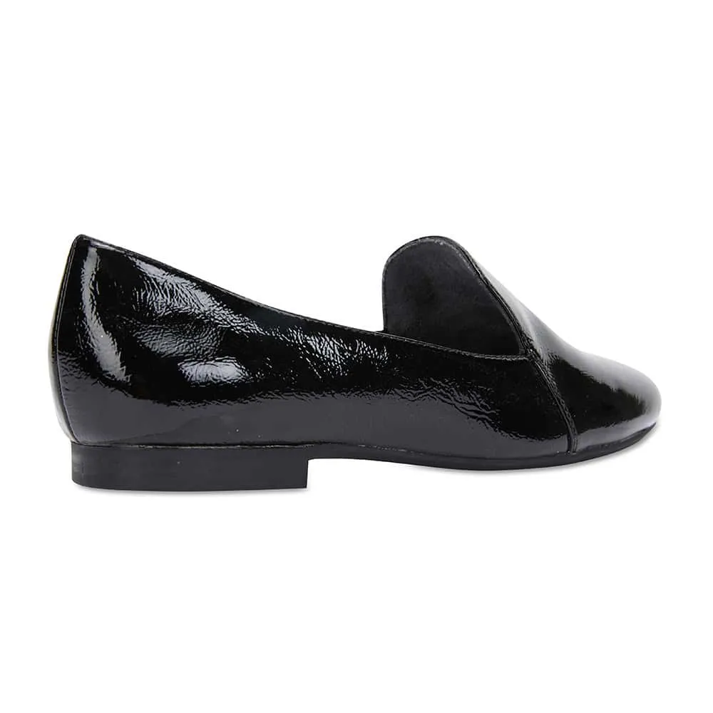 Castle Flat in Black Patent