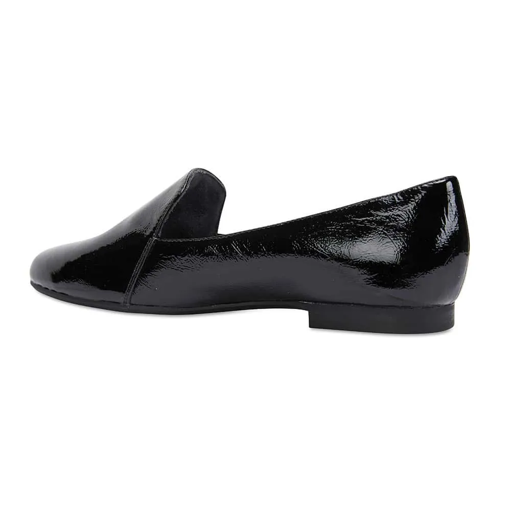 Castle Flat in Black Patent