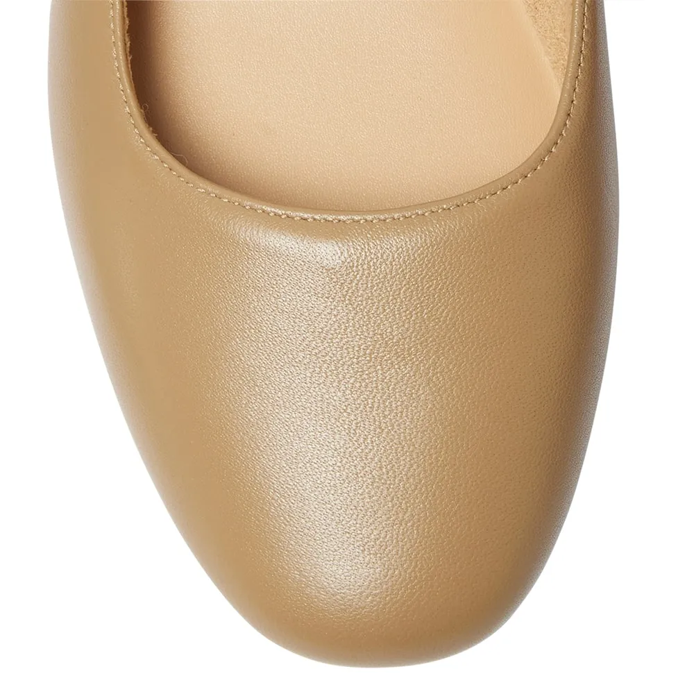 Colby Flat in Camel Leather