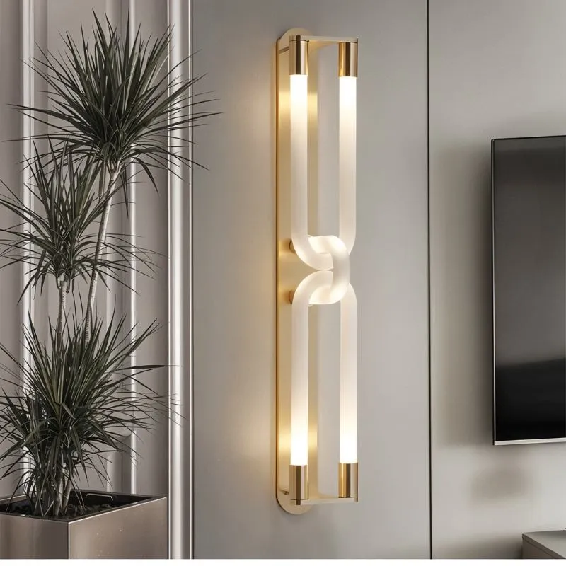 Coretta Wall Lamp
