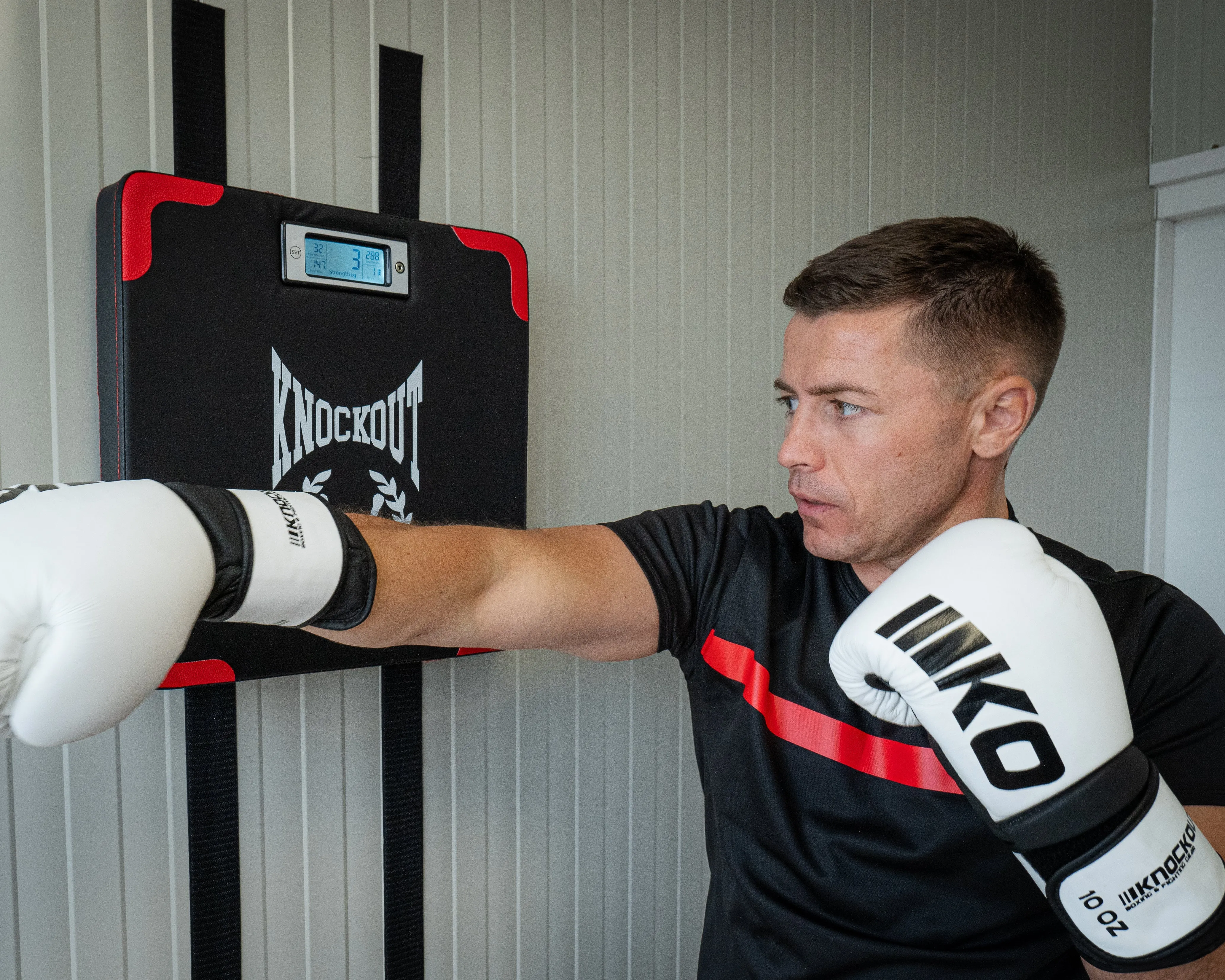KNOCKOUT Smart Boxing Wall Pad