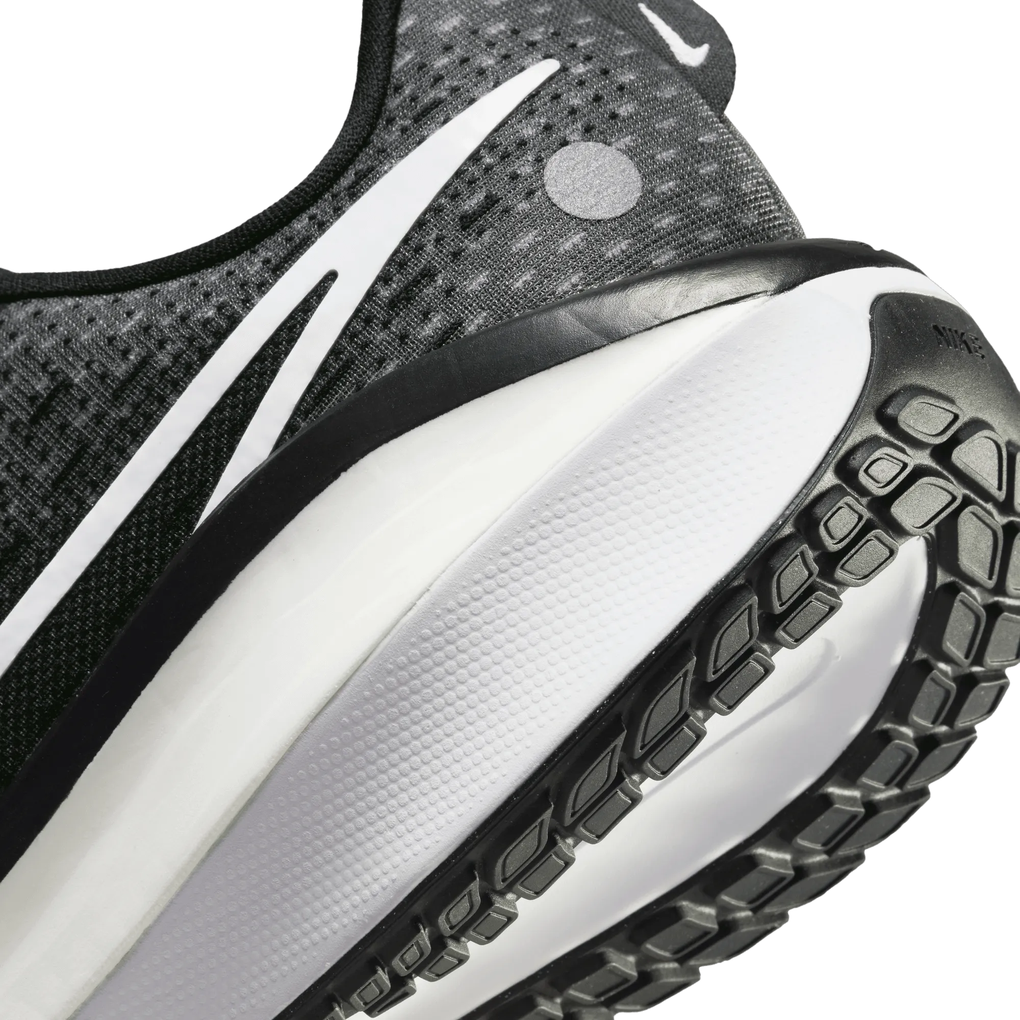 Men’s Vomero 17 (004 - Black/White-Anthracite)