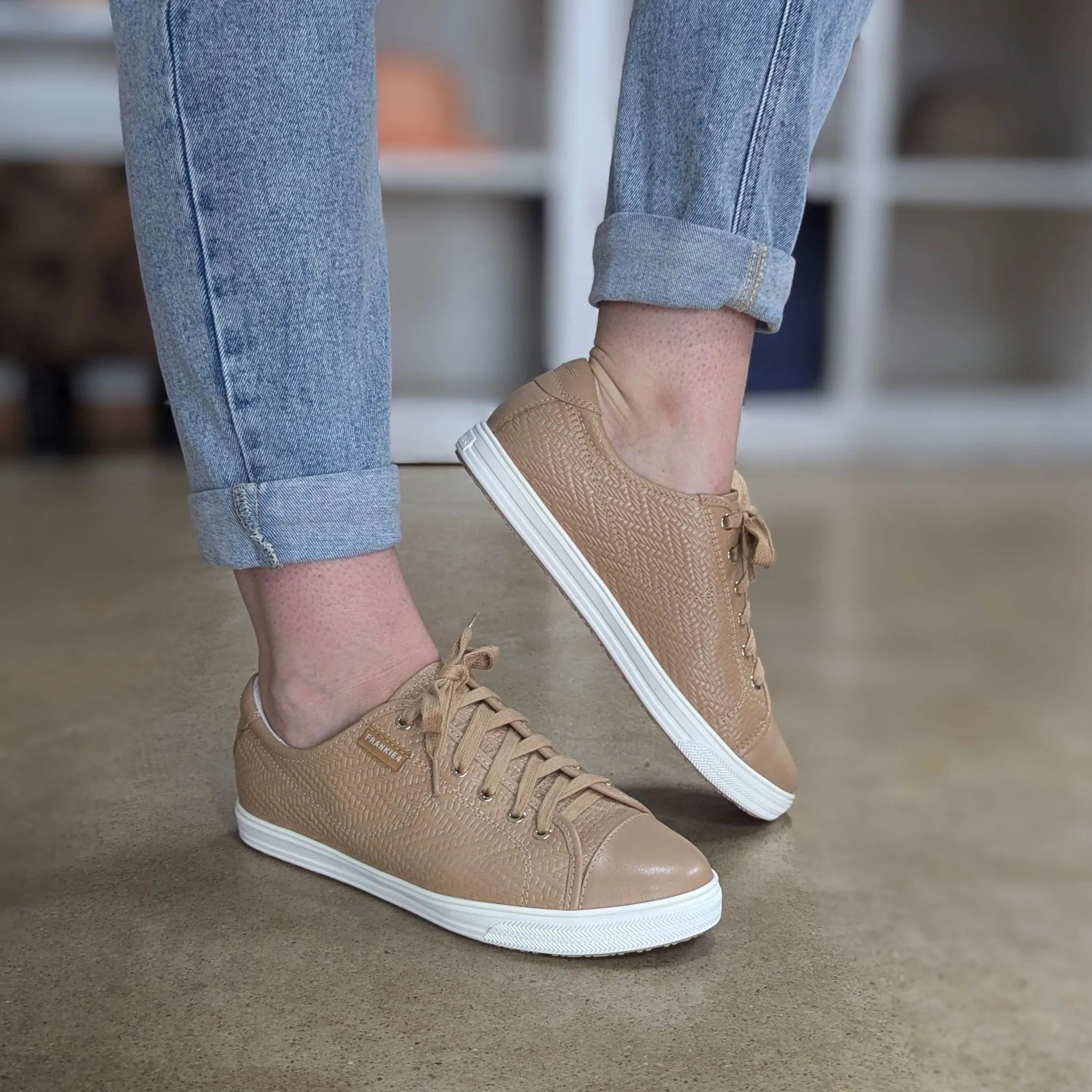 NAT III - CAMEL WEAVE