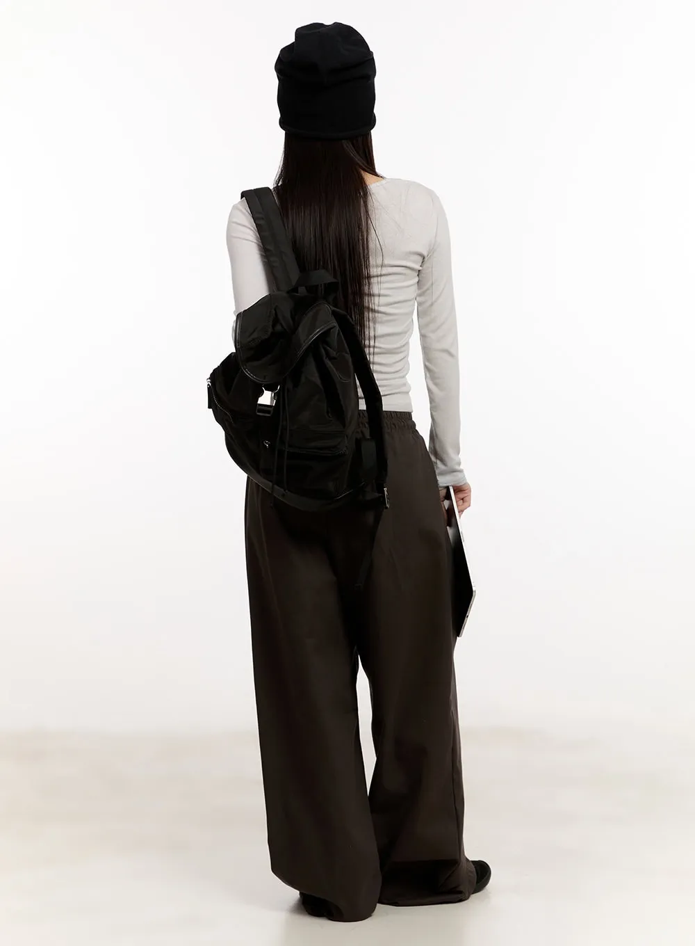Pintuck Wide-Fit Sweatpants CM507