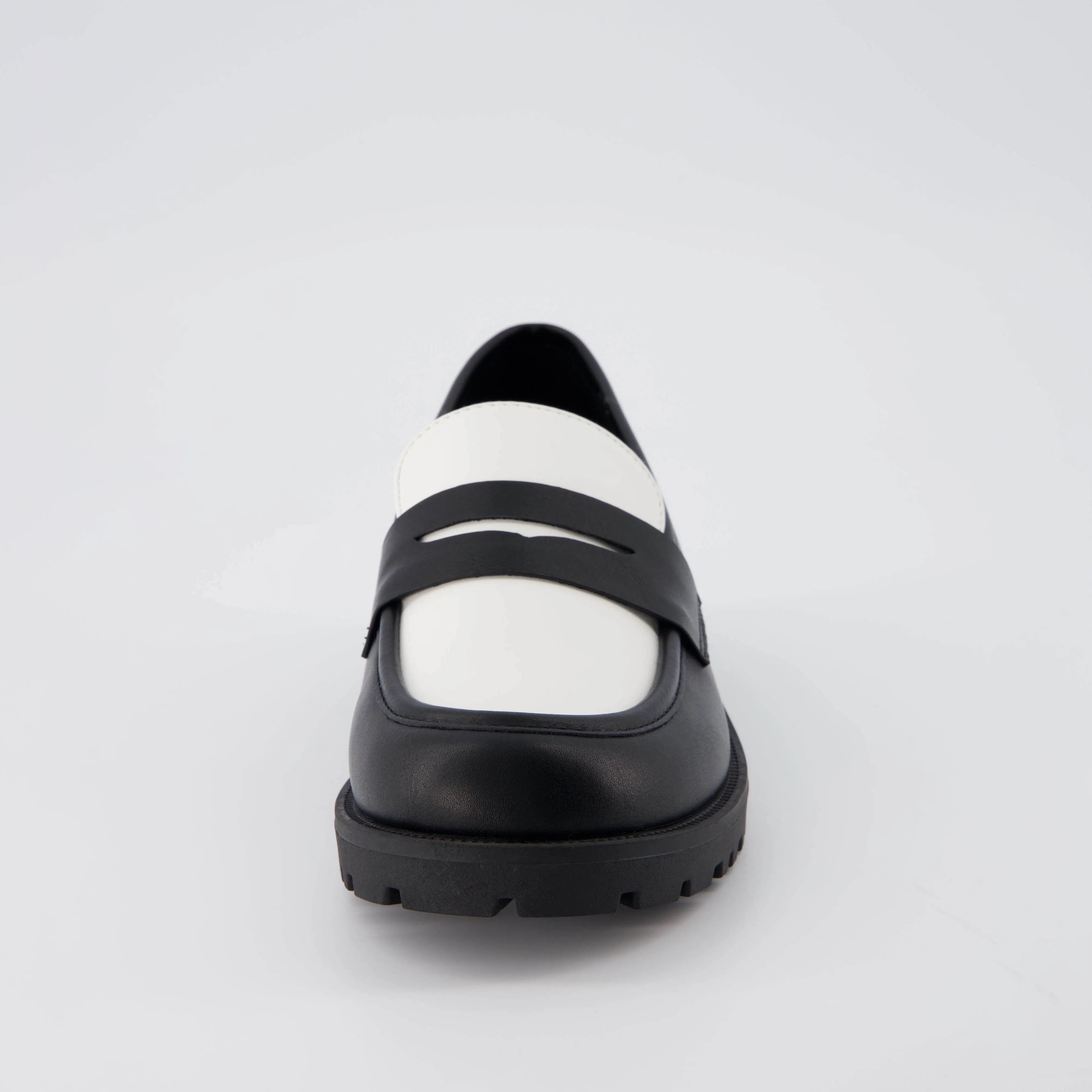 Reggio Contrast Slip On Loafer