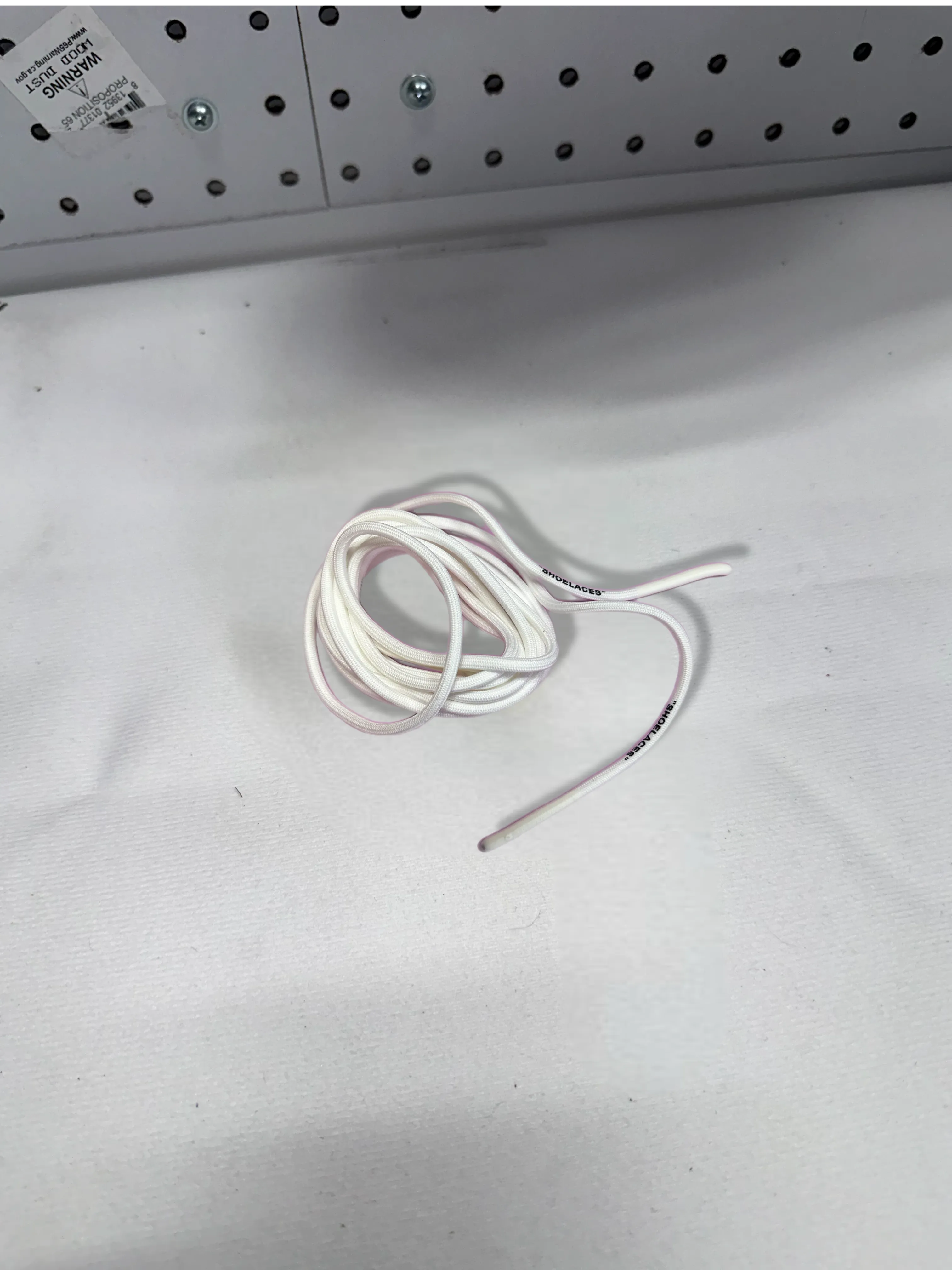Shoelaces - Round "Shoelaces" Wax Tip