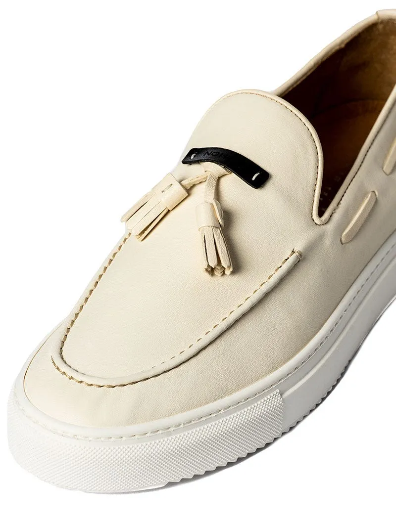 SLIP-ON LEATHER SHOES IN CREAM