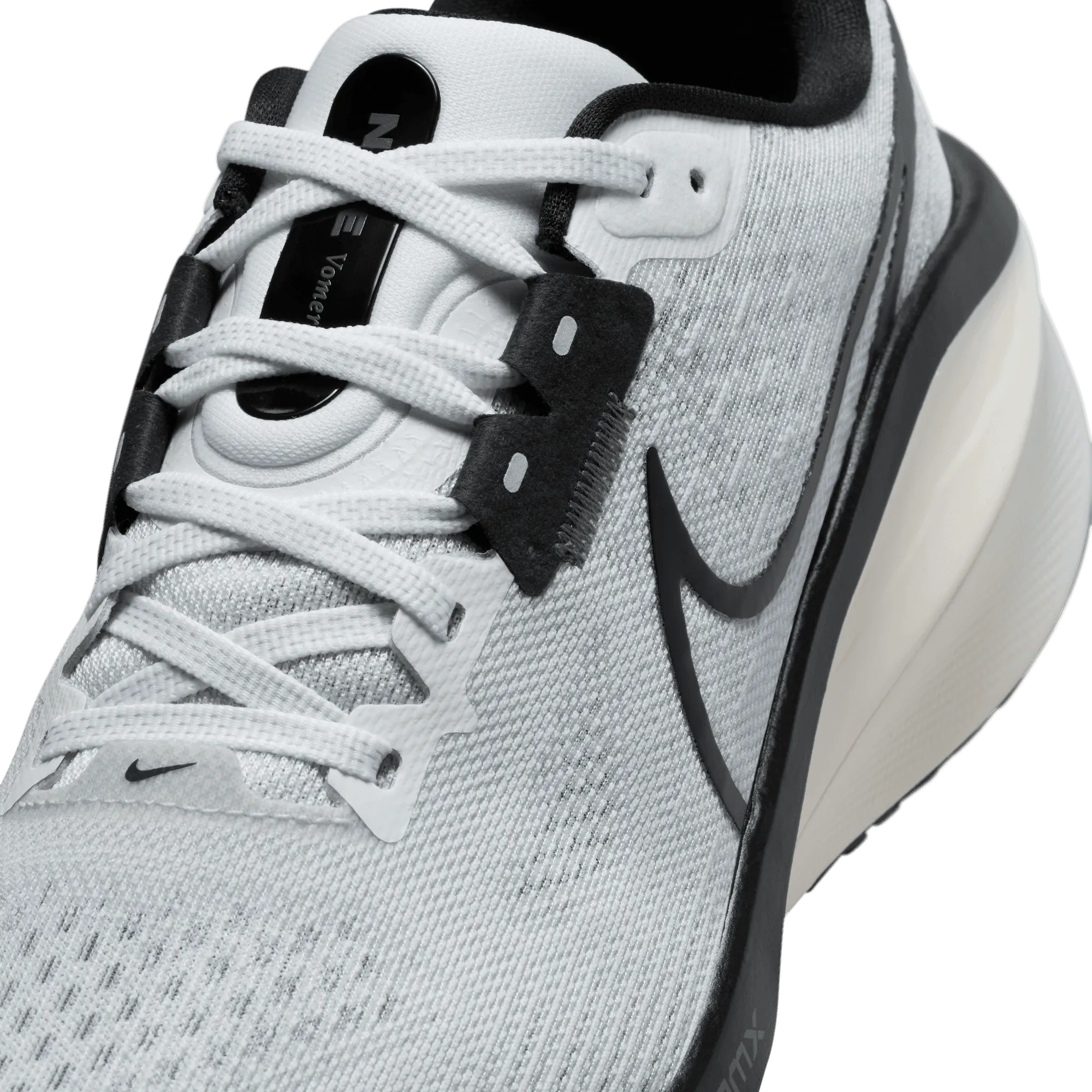 Women's Vomero 17 (104 - White/Black-Pure Platinum-Vintage Green)